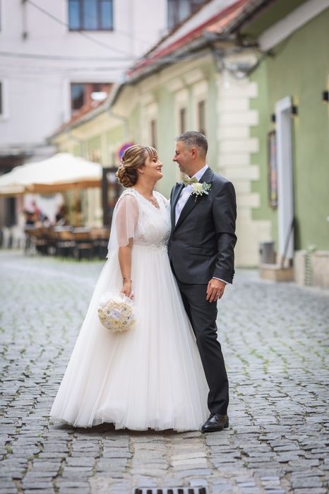 Vând rochie Romana Couture, mărime M-L