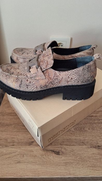 Дамски обувки 40 номер