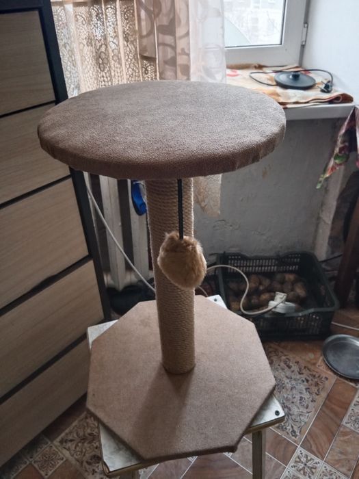 Продам срочно новая неиспользованная когтеточка не понадобилась паэтом