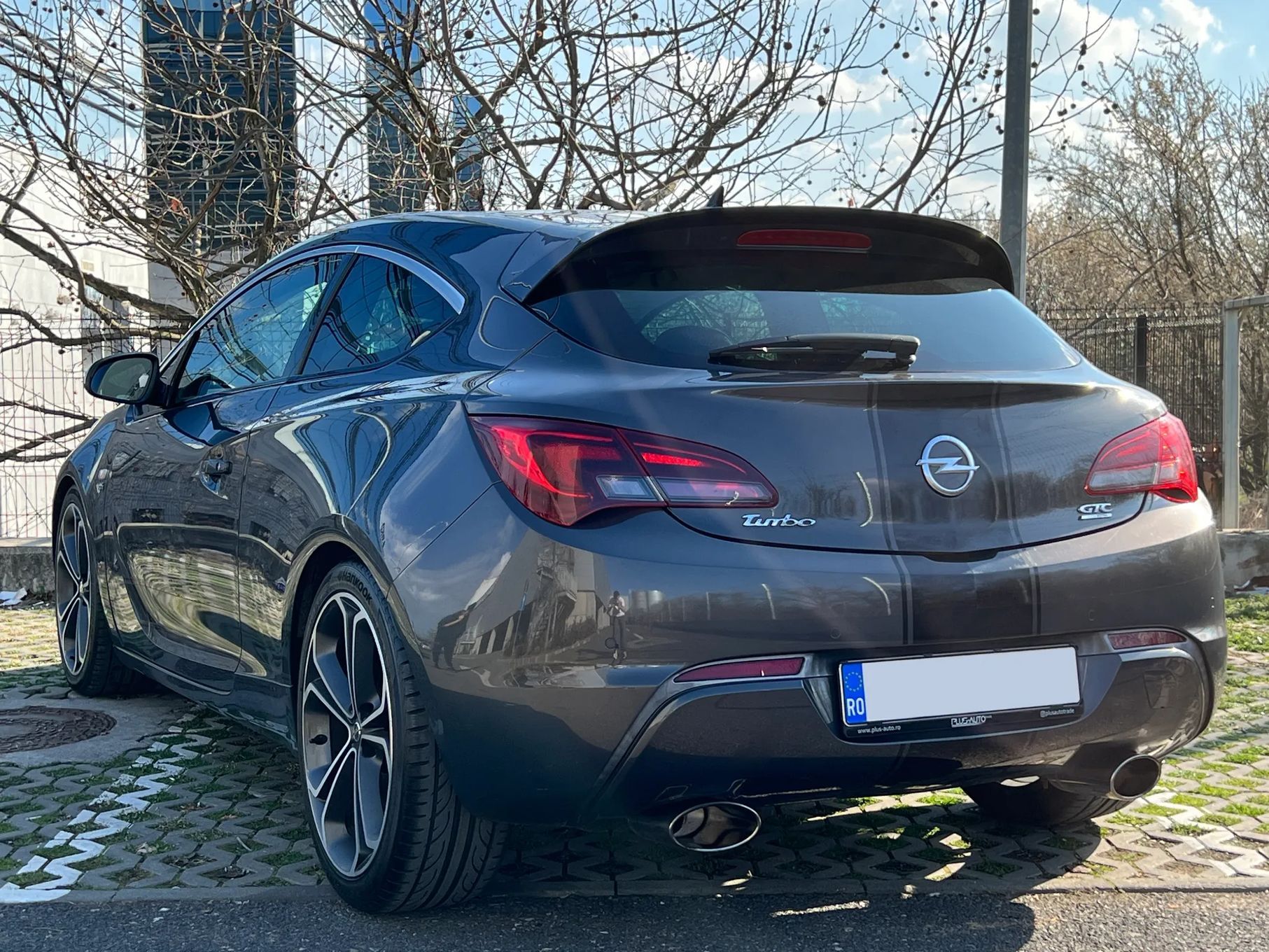 Opel Astra Opel Astra GTC OPC Line