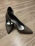 Pantofi catwalk gri