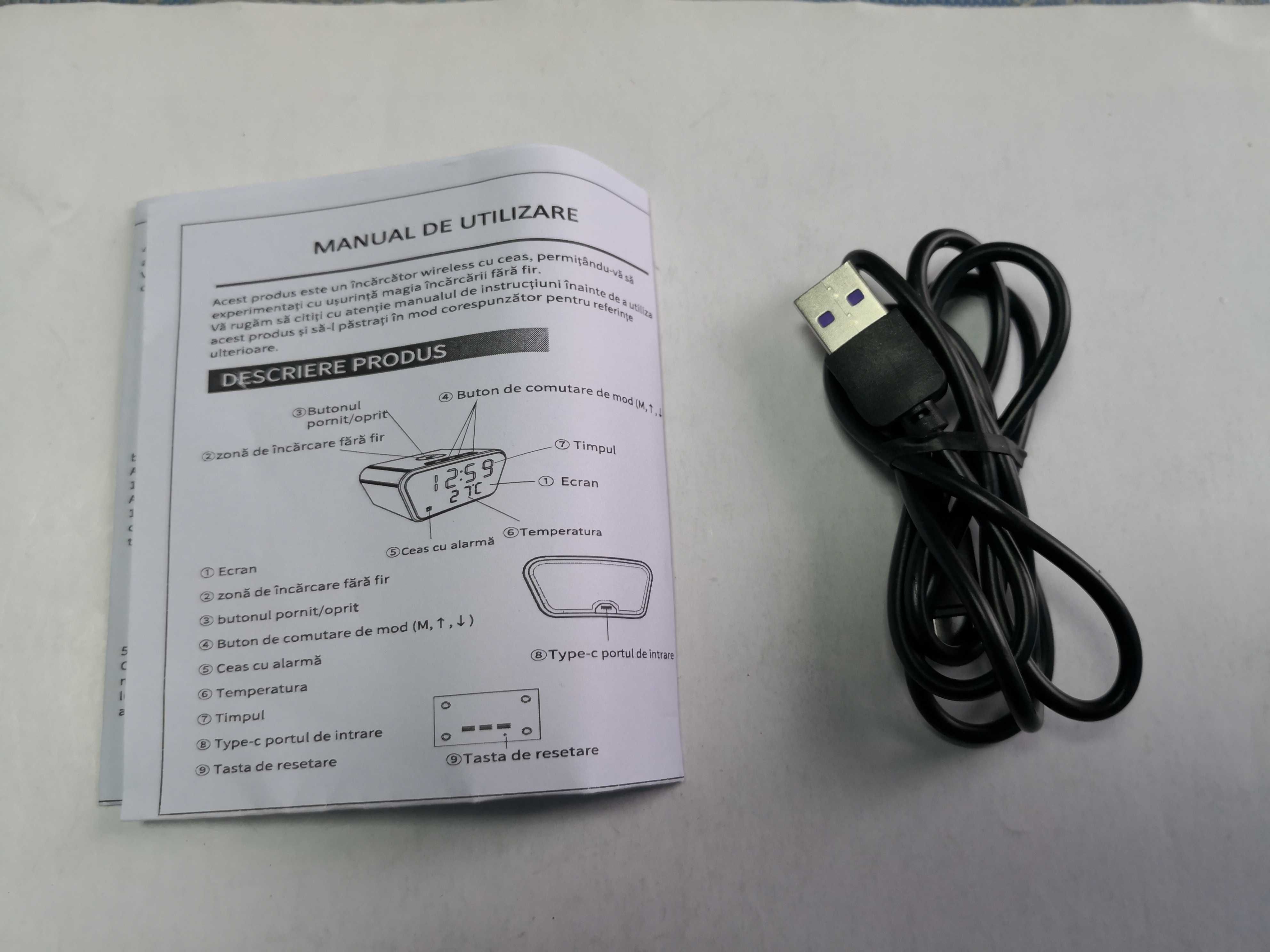 Incarcator de telefon wireless cu ceas