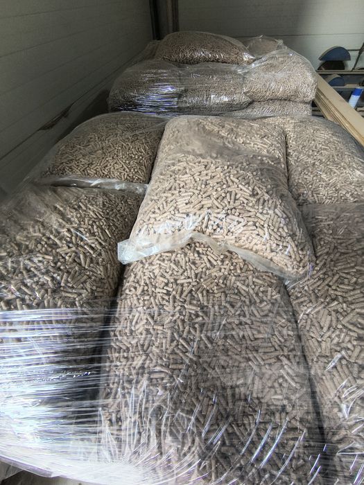 Peleți și brichete