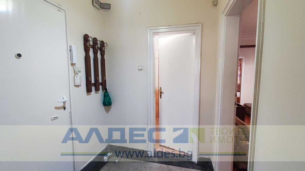 Дава се под наем Двустаен апартамент в София, Център - 53 кв.м за 499 € - Снимка #8