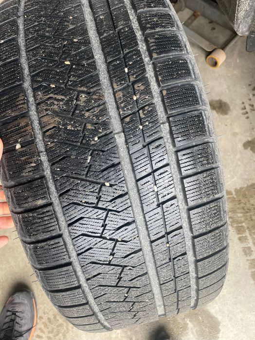 Зимни гуми 245/40/20
