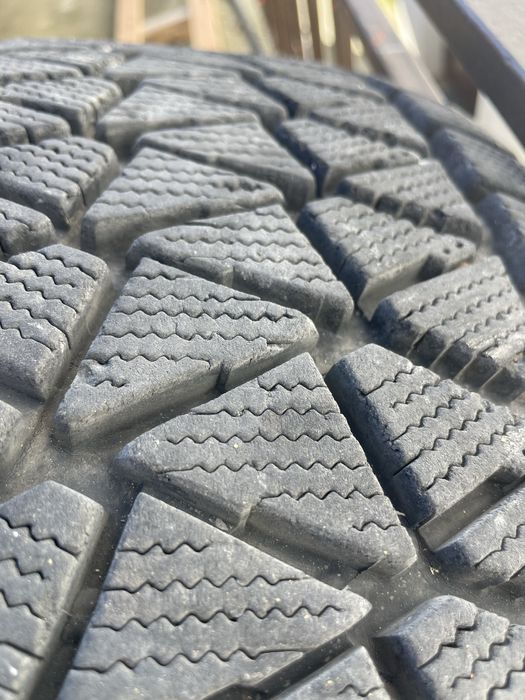 Зимни гуми Bridgestone Blizzak  265/65/17