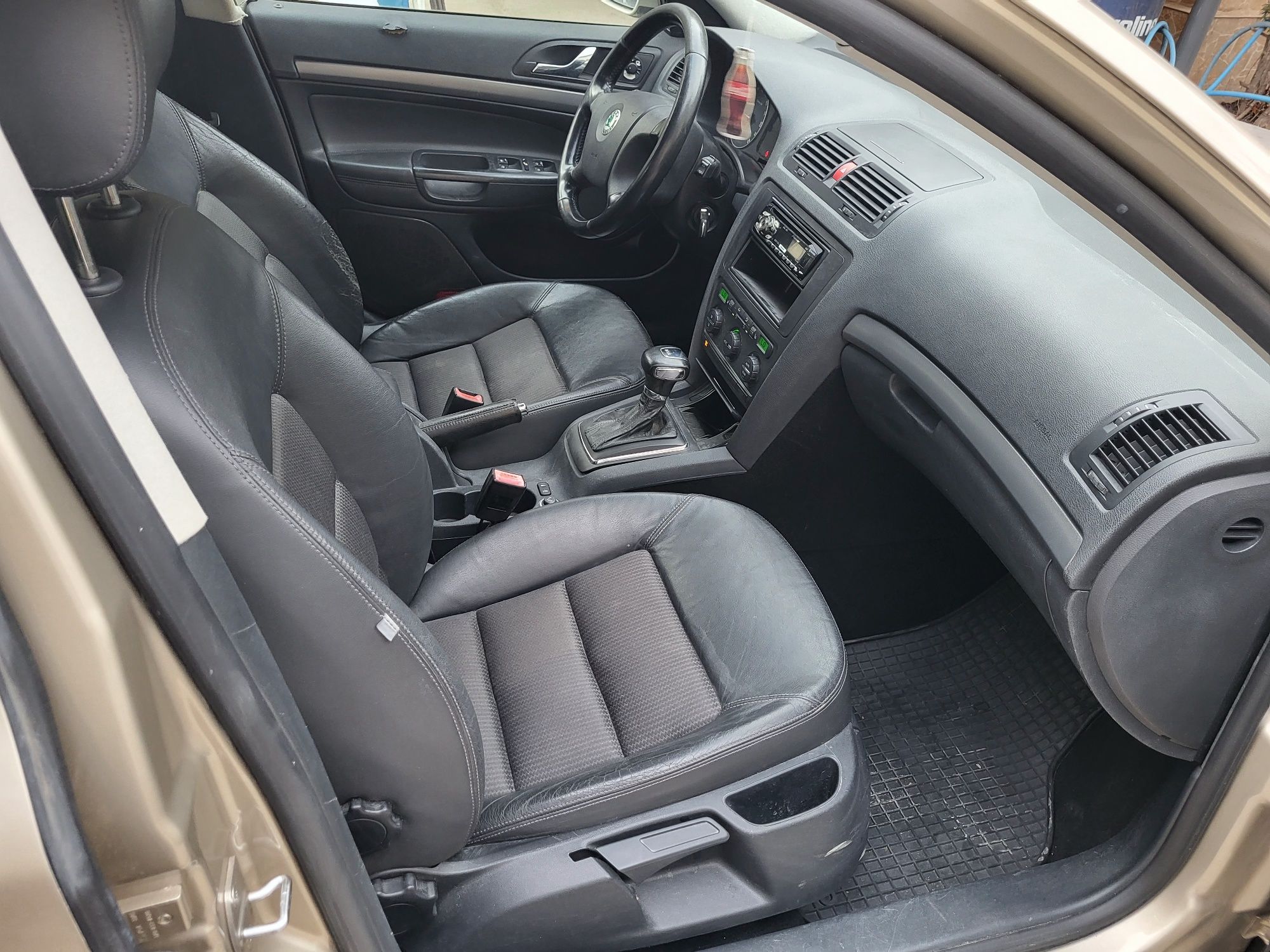 Skoda Octavia Automata Anul 2006 1.9 tdi 105cp Bkc Carlig