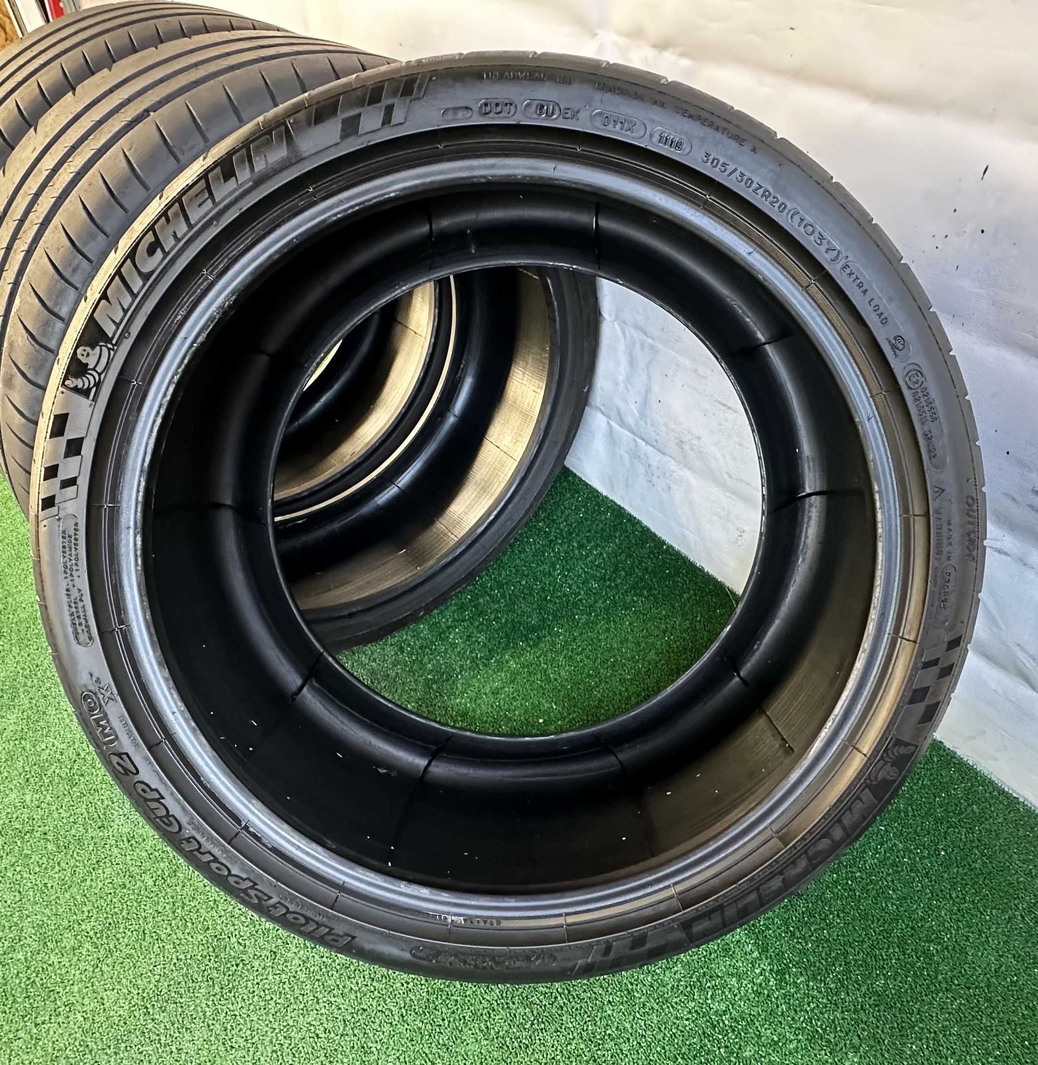 4бр пакет 245/35r20 и 305/35r20 MICHELIN Pilot Sport CUP2 летни
