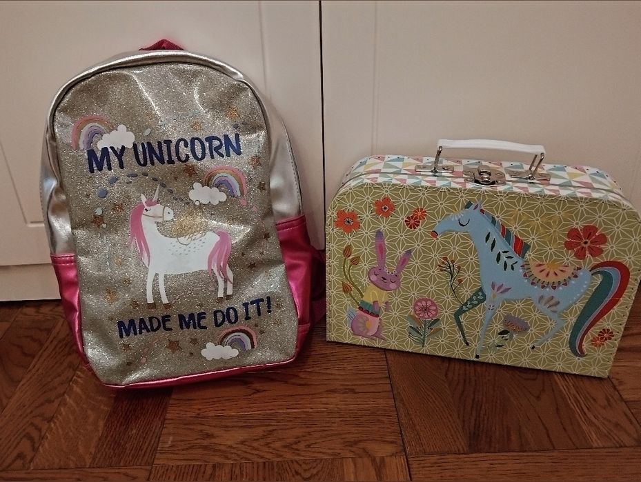 Детский набор для ребенка: рюкзак и чемоданчик с единорогами
