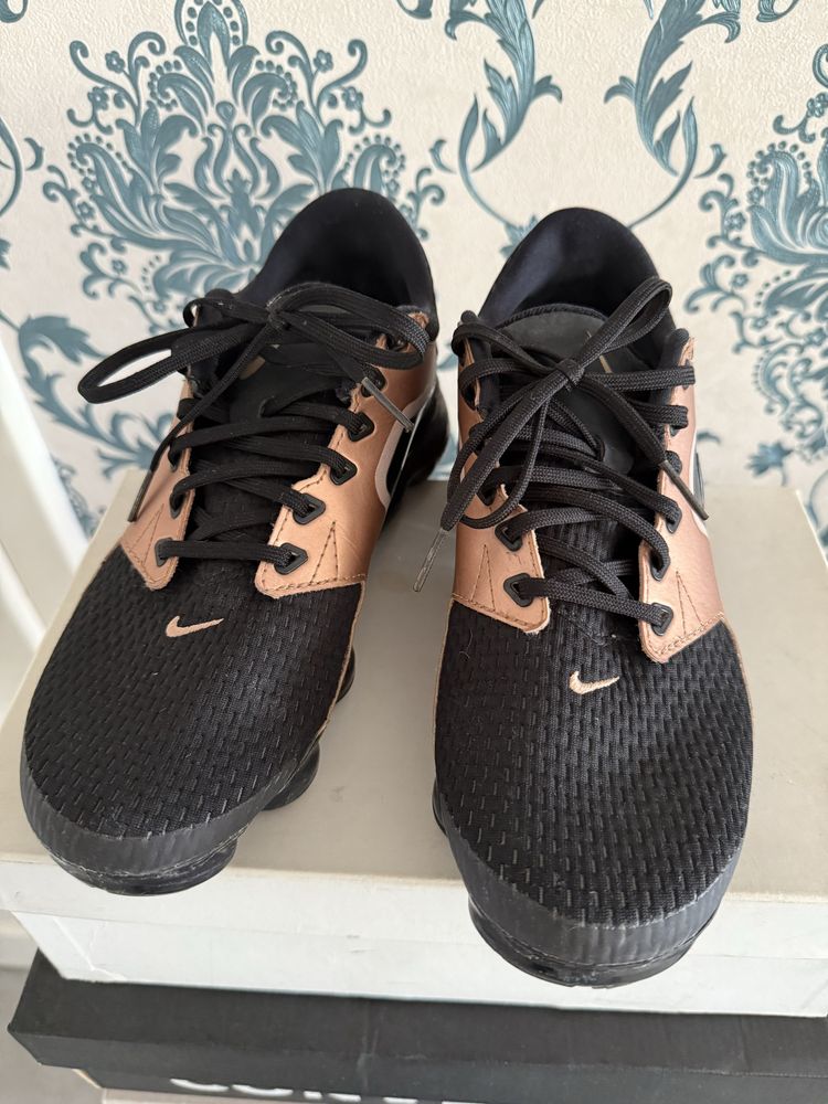Nike vapor 38/5woman