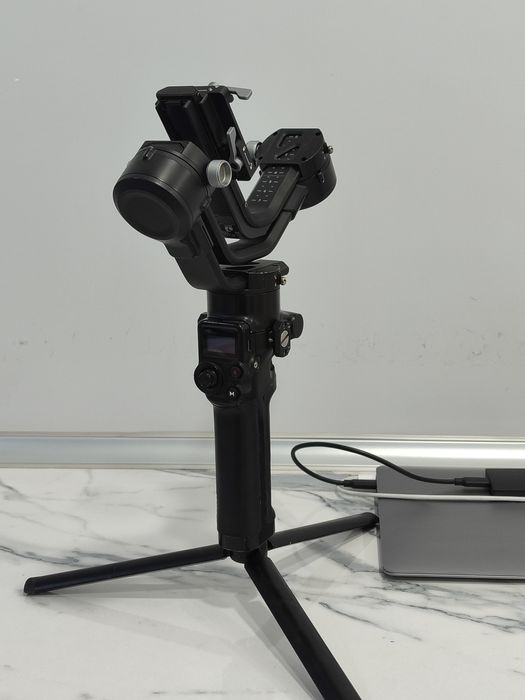 Dji ronin rsc2 электронный стабилизатор. Gimbal.