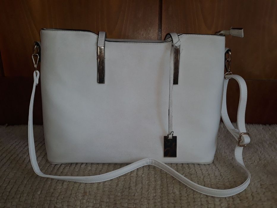 Дамска маркова чанта от Америка с къса и дълга дръжка