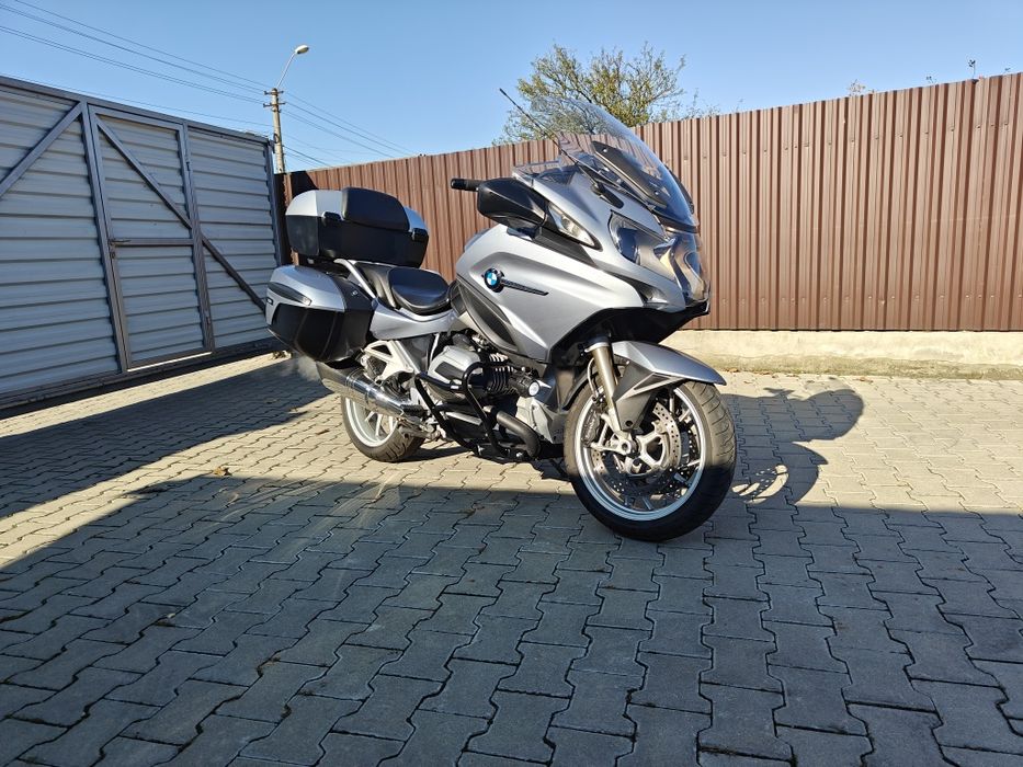 Vând BMW R1200RT LC
