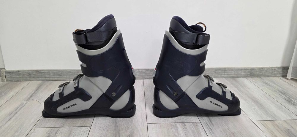 Clăpari ski Rossignol Salto mărimea 29-29.5 (345mm) stare foarte bună