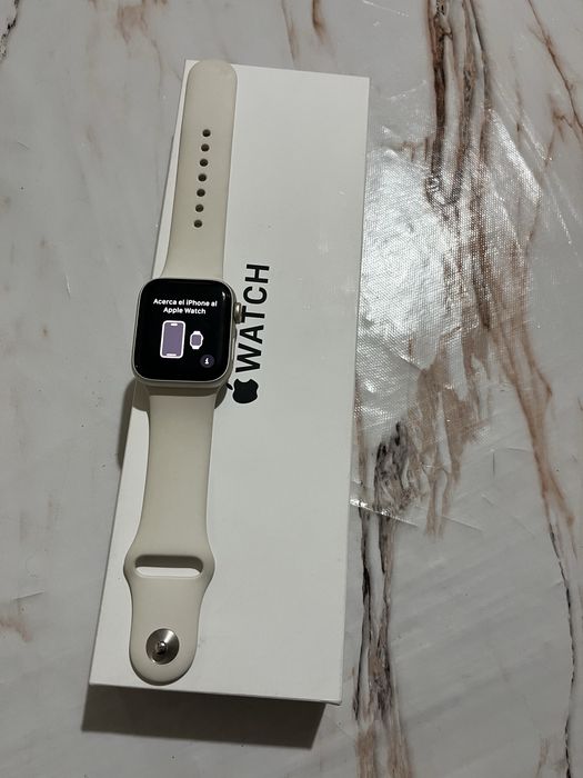Часы Apple Watch SE 2