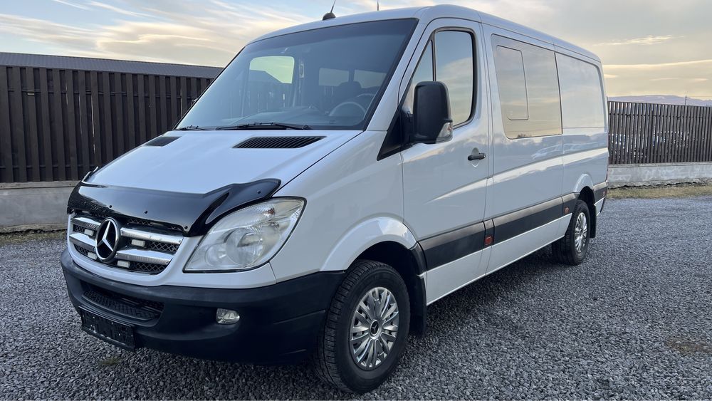 Mercedes Sprinter 319 .7 locuri +marfa.Klima +SPATE PASAGERI Webastoo