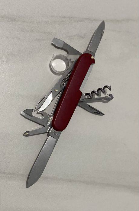 Briceag Victorinox Explorer