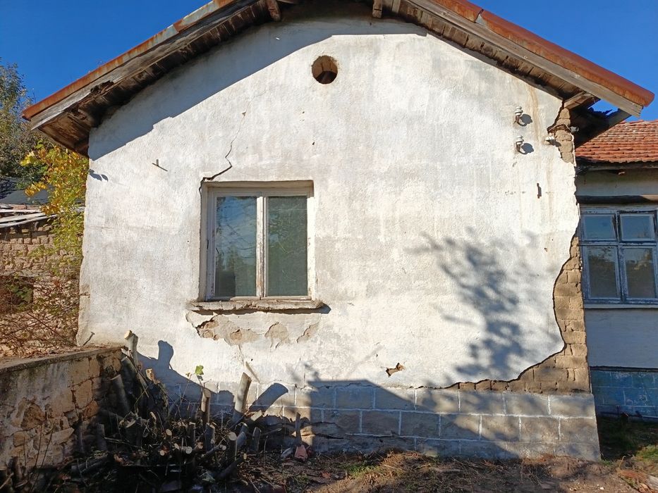 СЕЛСКА ВИЛА близо до Харманли