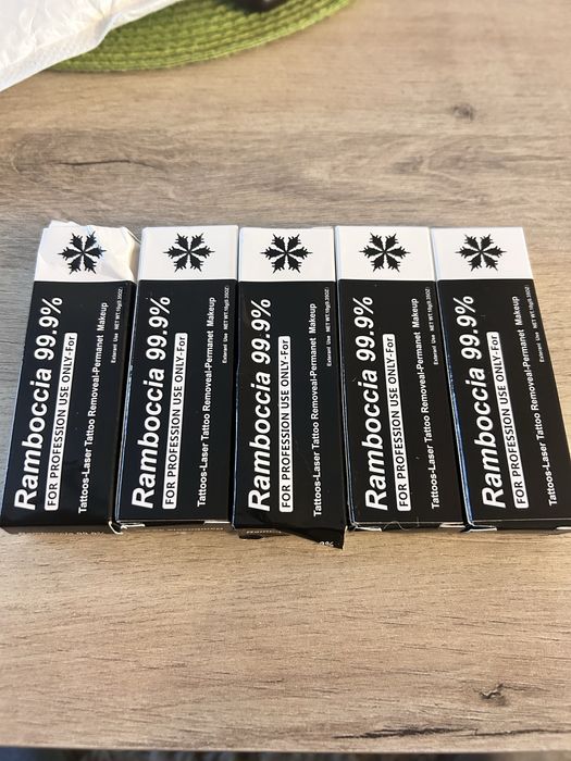 Крем за татуировки и пиърсинг