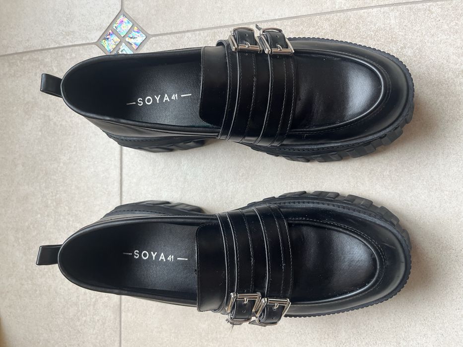 Goth Обувки на платформи