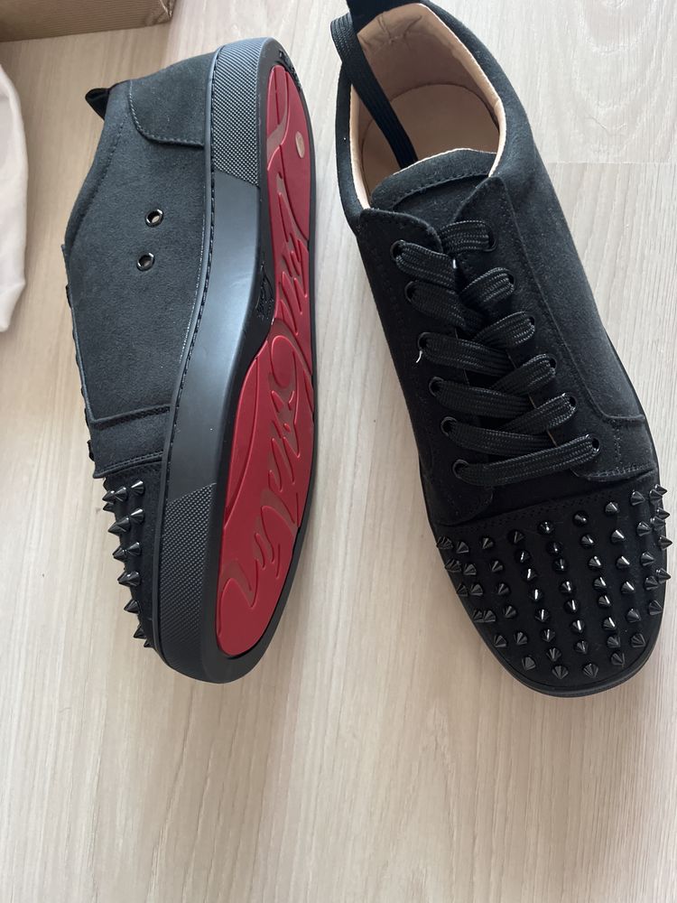 обувки hristian Louboutin