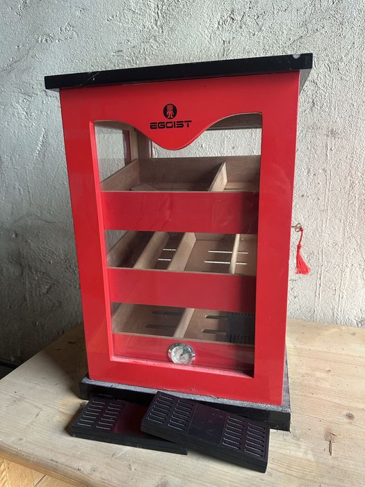 Хумидор , кутия за Пури