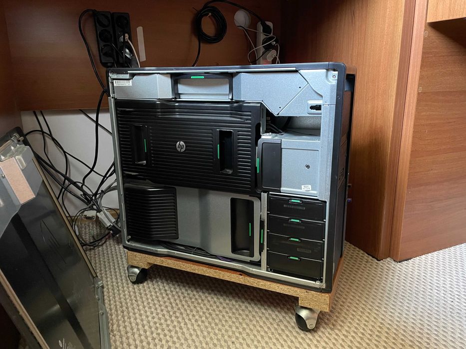 Statie grafica HP Z840