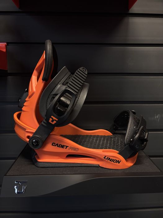 UNION Cadet - автомати за сноуборд