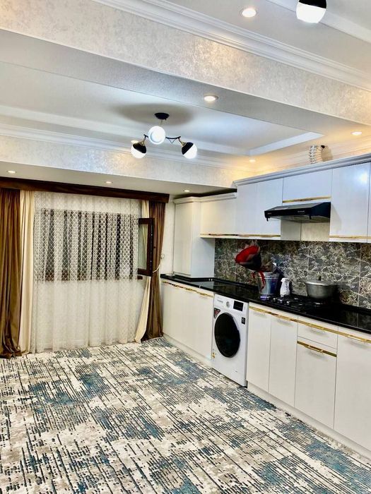 Megaplanet yaqinida arenda