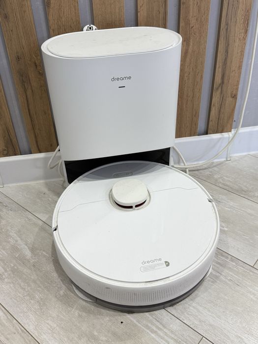 Робот пылесос дрим , пользовались год