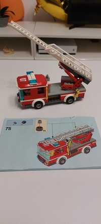 Lego masina de pompieri 60107