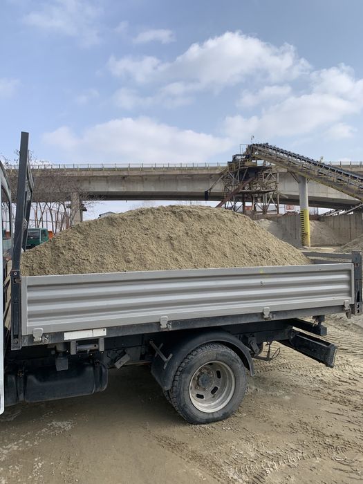 Transport materiale constructii