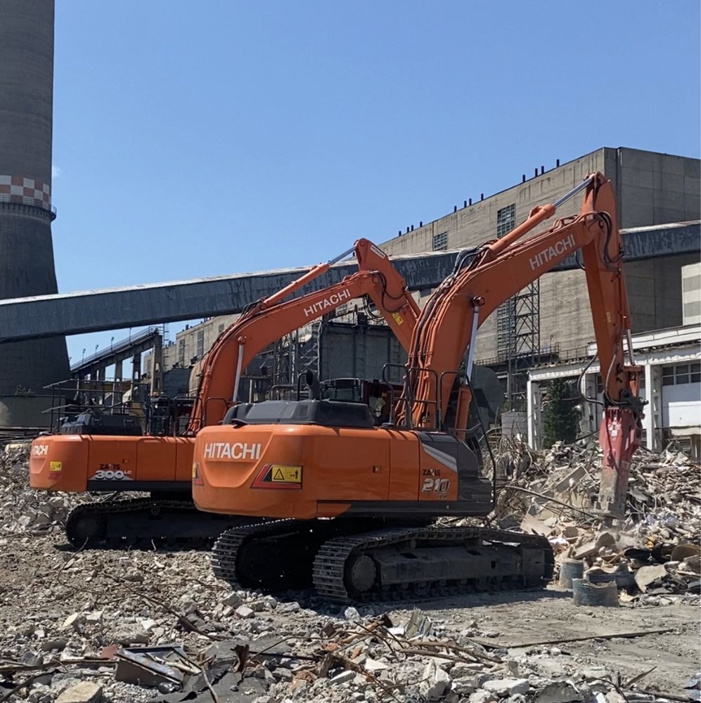 Inchiriez Excavator/Autogreder/Buldozer/Compactor
