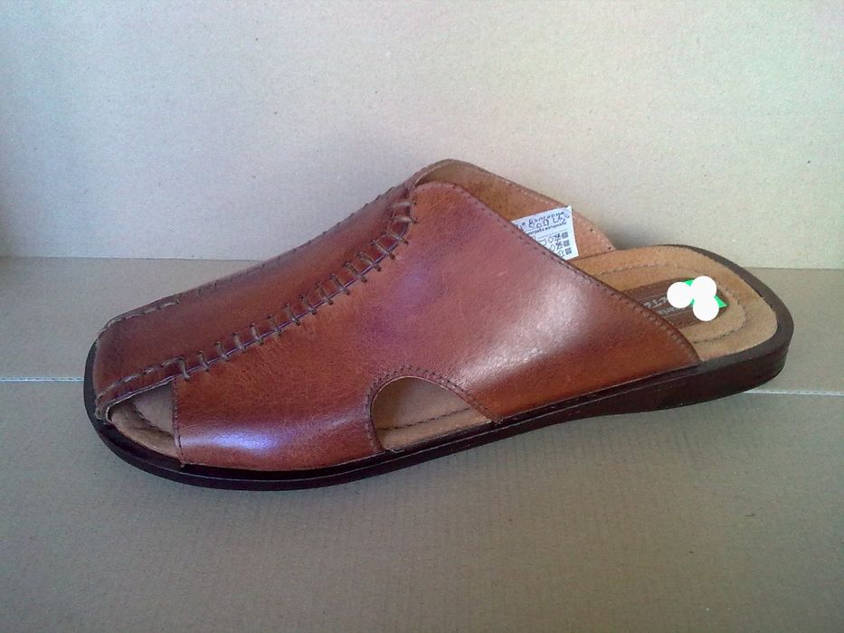 Продава обувки чехли сандали естествена кожа