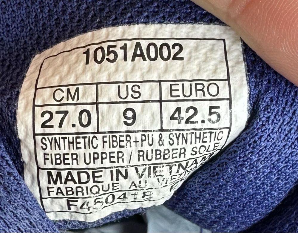 Asics Netburner Ballistic  (42.5) Маратонки