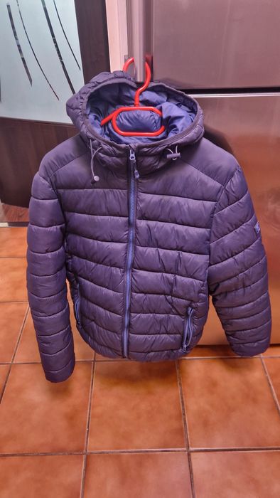 Geaca baietii cu gluga