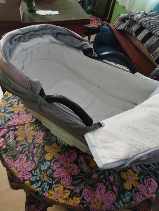 Бебешка количка Lorelli Mia 3 в 1