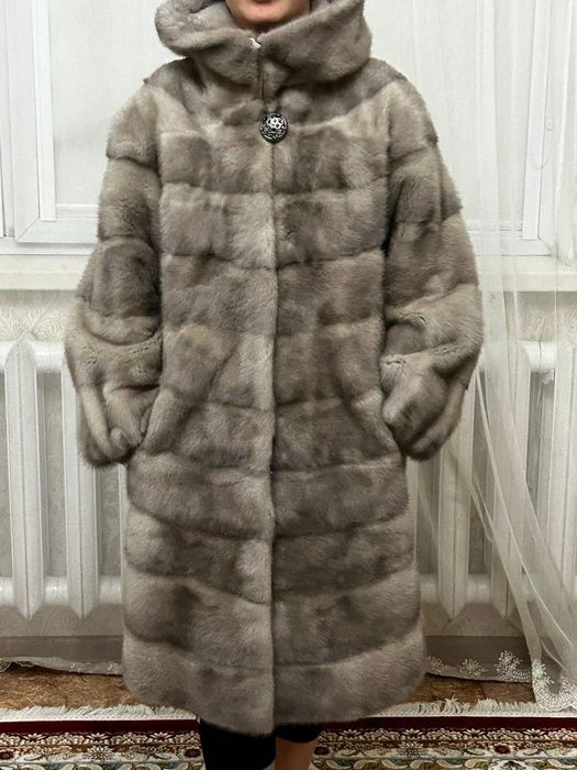 Продам б/у норковую шубу в хорошем состоянии за 150000 тенге