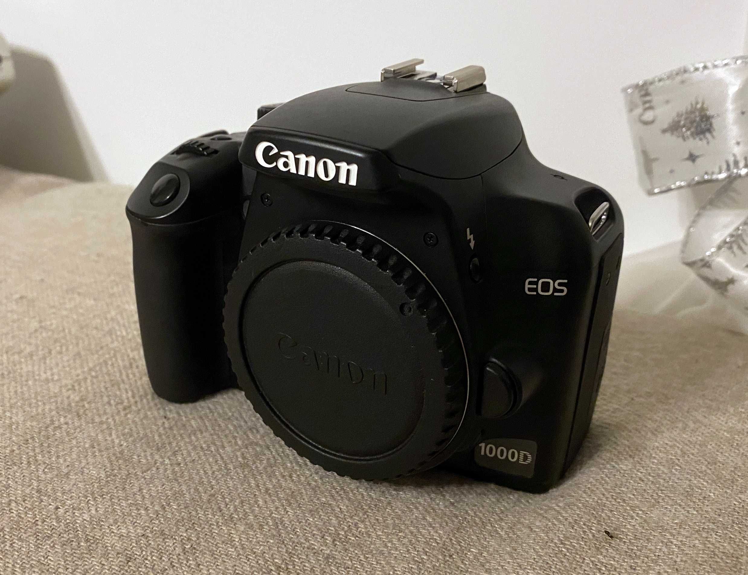 Aparat foto digital DSLR Canon EOS 1000D - corp - neprobat