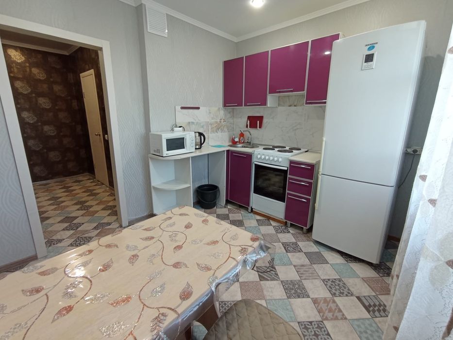 2комн.кв. напротив вокзала 10/10 Торайгырова 117