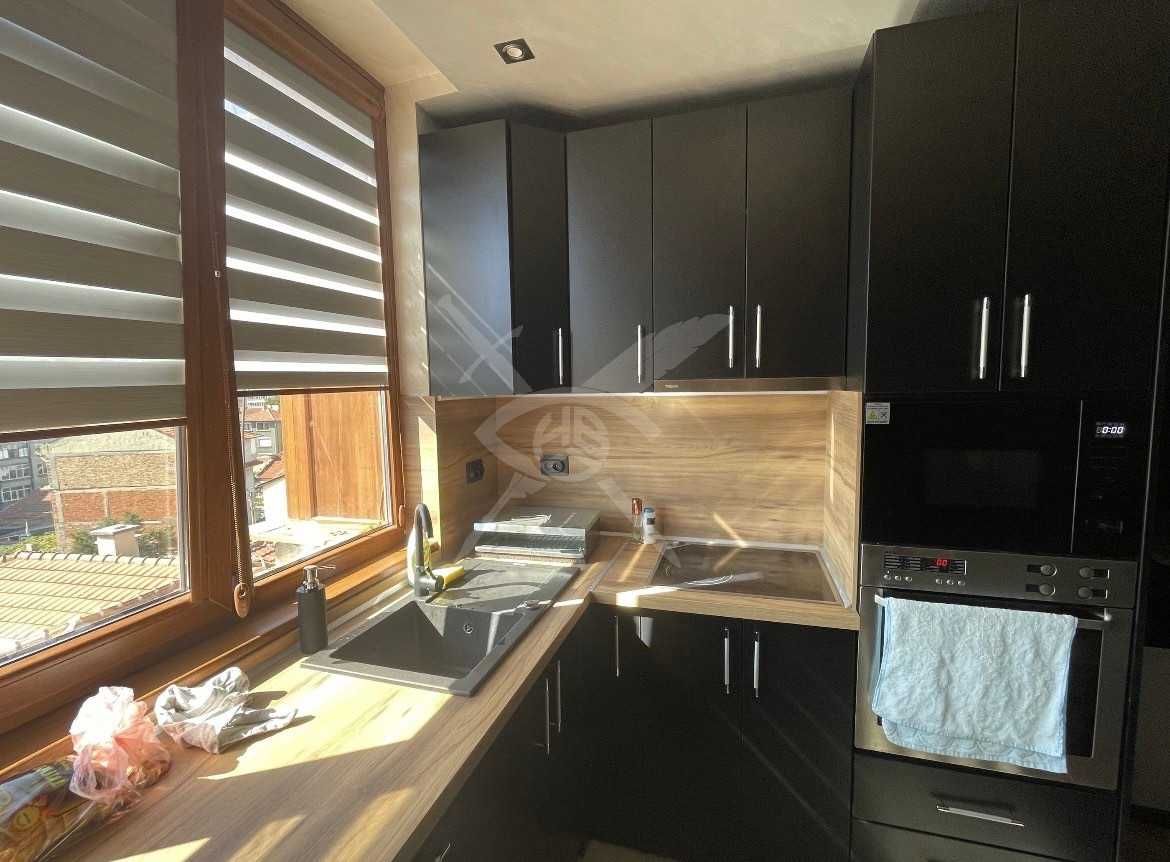 Продава се Тристаен апартамент в Айтос - 66 кв.м за 1697 €/кв.м - Снимка #1