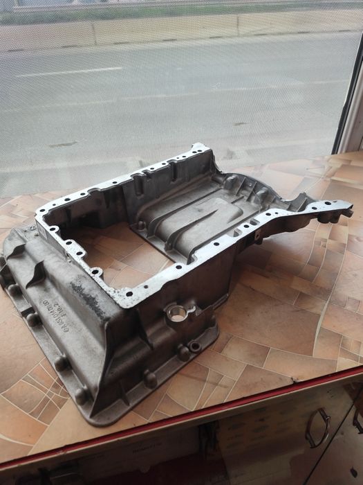 Semicarter baie de ulei Mercedes sprinter