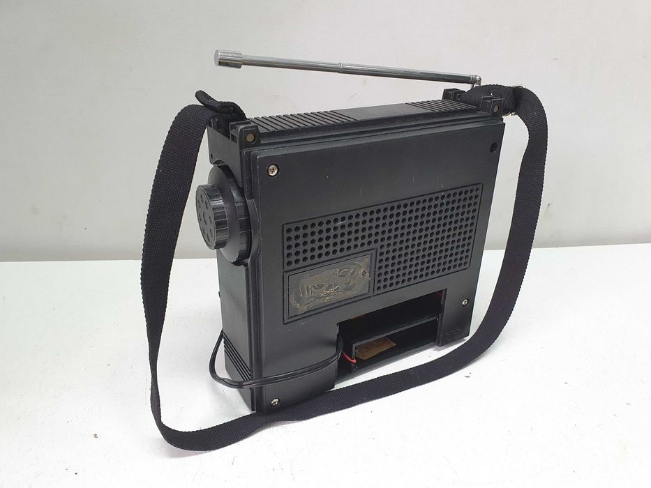Voxson transistor radio ca National Panasonic GX Cougar Military RF