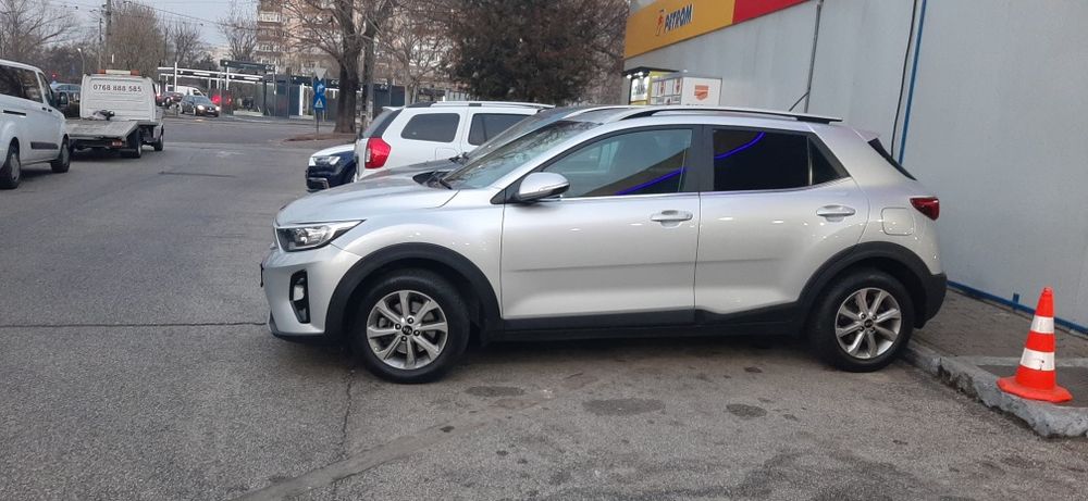 Kia stonic 1.2 mpi klima km 52.000 An 2020 ( Decembrie)