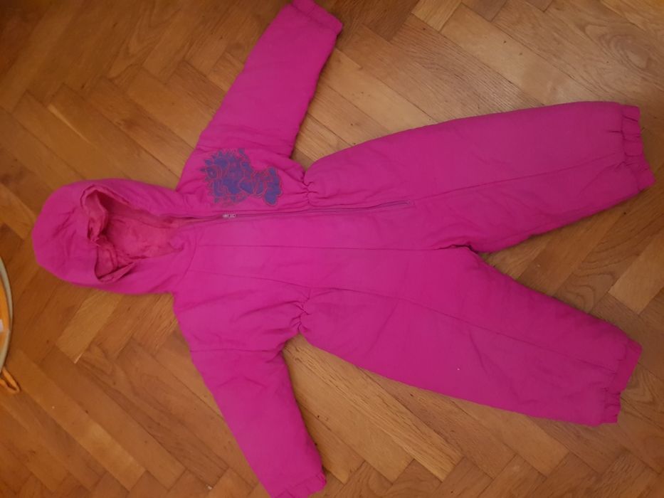 Космонавт със снежен човек, космонавт Joral