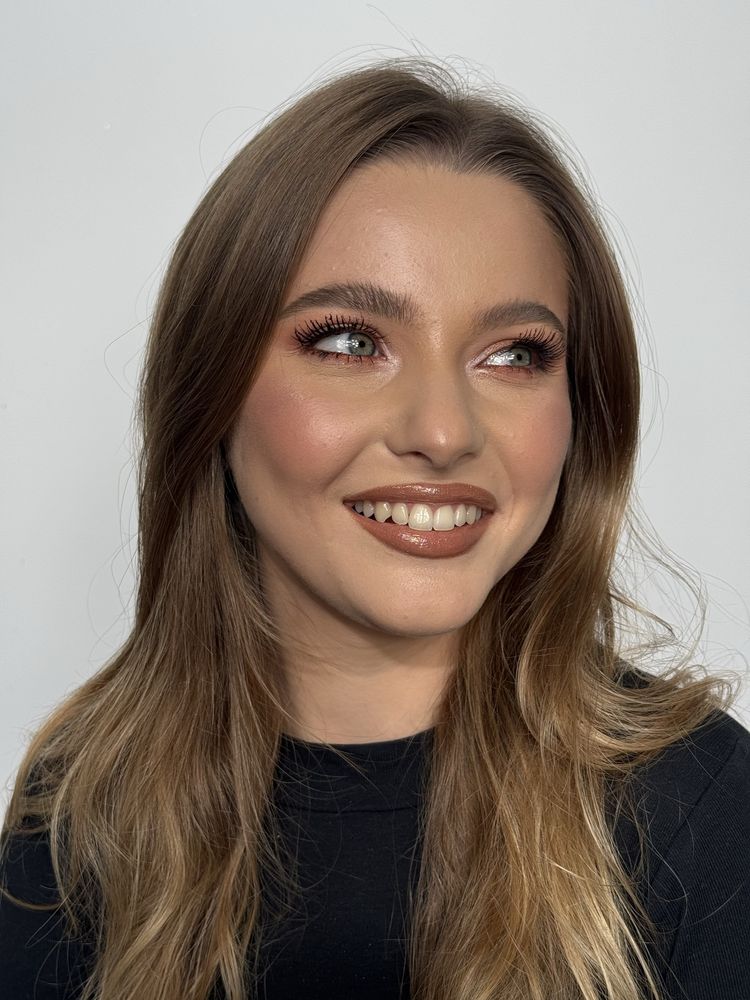 Make-up Artist București
