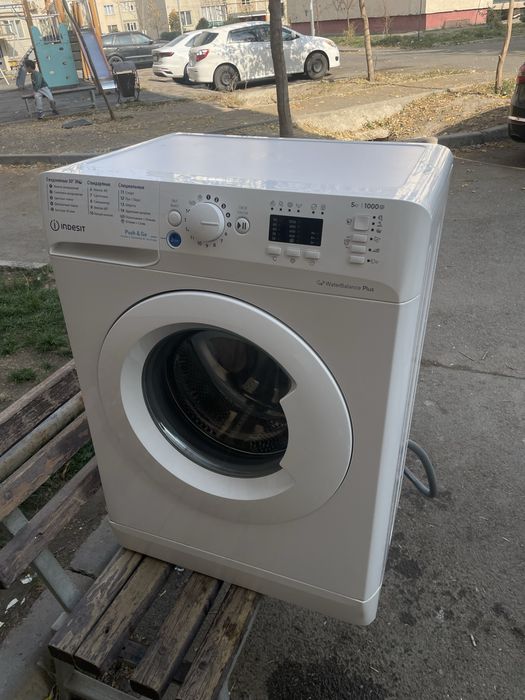 Стиральная машина Indesit