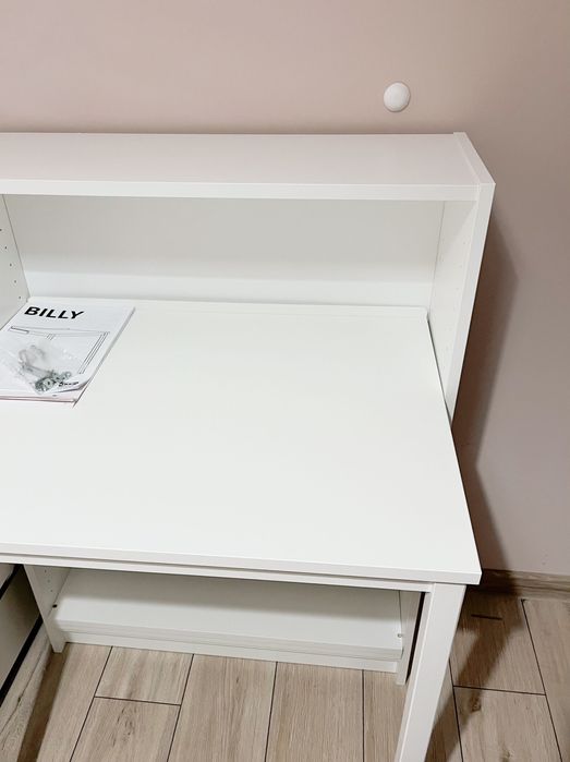 Бюро етажерка секция библиотека Ikea