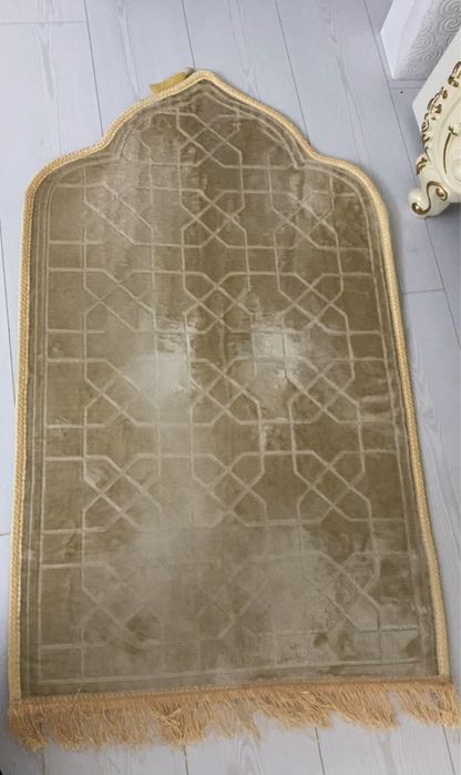 жайнамаз . Коврик для намаза