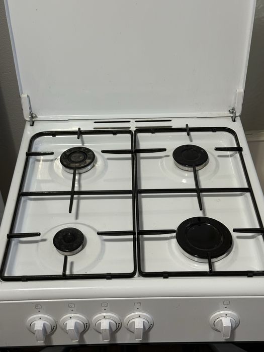 Aragaz cu cuptor ARCTIC AGM5500F